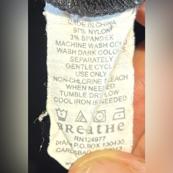 Prana Black Convertible Hiking Pants/Shorts Women's 16 - Picture 9 of 10